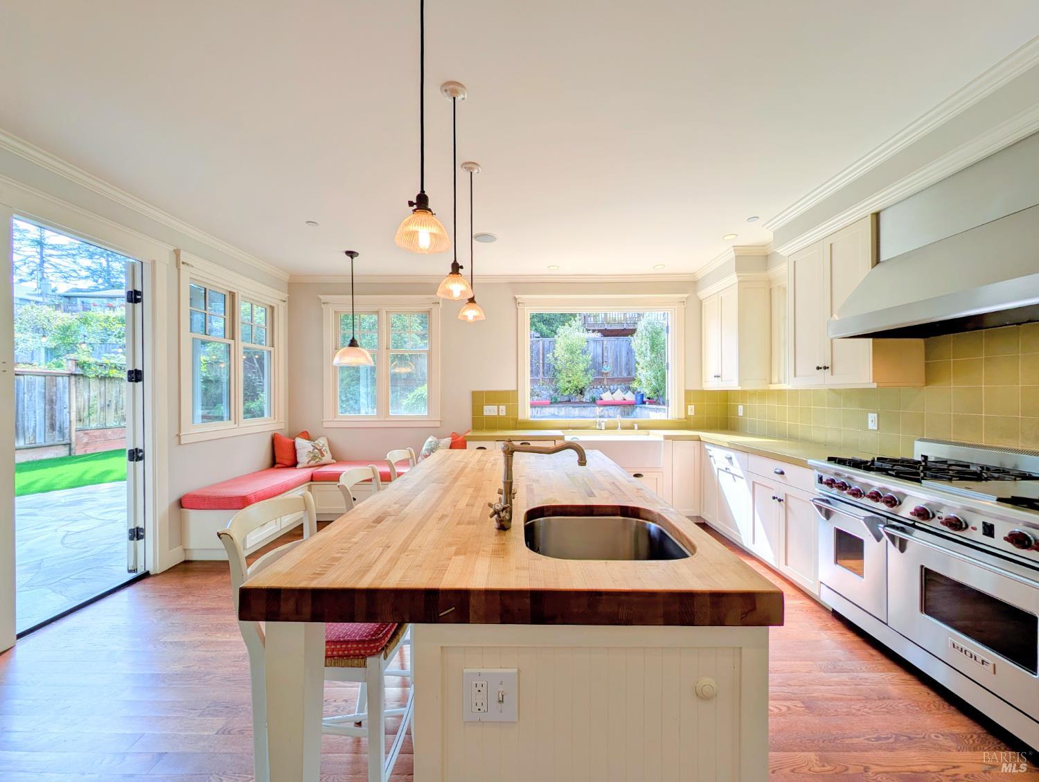 Detail Gallery Image 15 of 41 For 115 Sunnyside Ave, San Anselmo,  CA 94960 - 4 Beds | 3/1 Baths