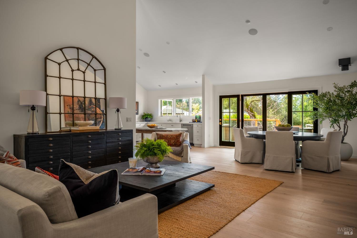 Detail Gallery Image 16 of 61 For 340 White Cottage Rd, Angwin,  CA 94508 - 2 Beds | 2 Baths