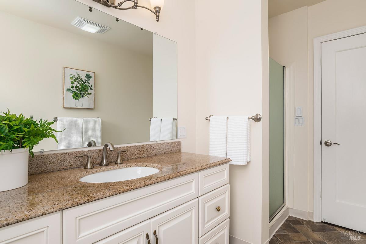 Detail Gallery Image 15 of 36 For 1012 2nd St, Novato,  CA 94945 - 3 Beds | 2/1 Baths