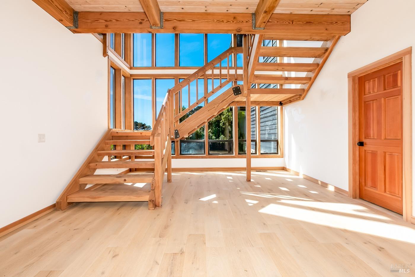 Detail Gallery Image 4 of 51 For 45460 Indian Shoals Rd, Mendocino,  CA 95460 - 4 Beds | 4 Baths