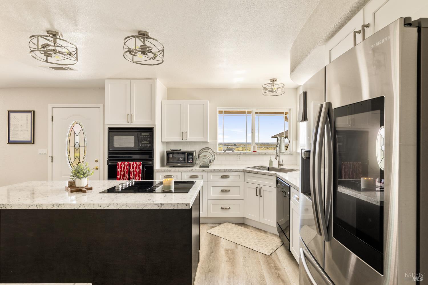 Detail Gallery Image 28 of 98 For 7413 English Hills Rd, Vacaville,  CA 95688 - 7 Beds | 4/1 Baths