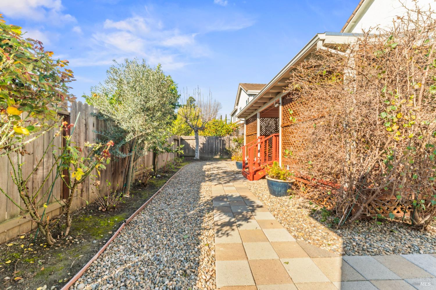 Detail Gallery Image 38 of 41 For 1175 Hickory Ave, Fairfield,  CA 94533 - 4 Beds | 3 Baths