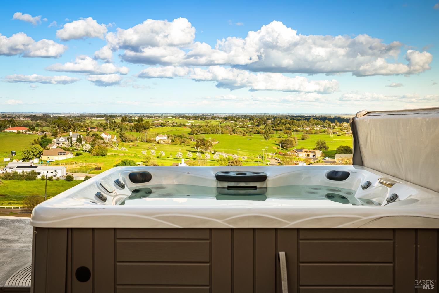 Detail Gallery Image 80 of 98 For 7413 English Hills Rd, Vacaville,  CA 95688 - 7 Beds | 4/1 Baths