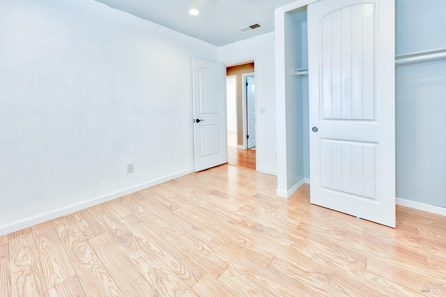 Detail Gallery Image 17 of 24 For 1168 Wieling Way, Petaluma,  CA 94954 - 4 Beds | 2/1 Baths