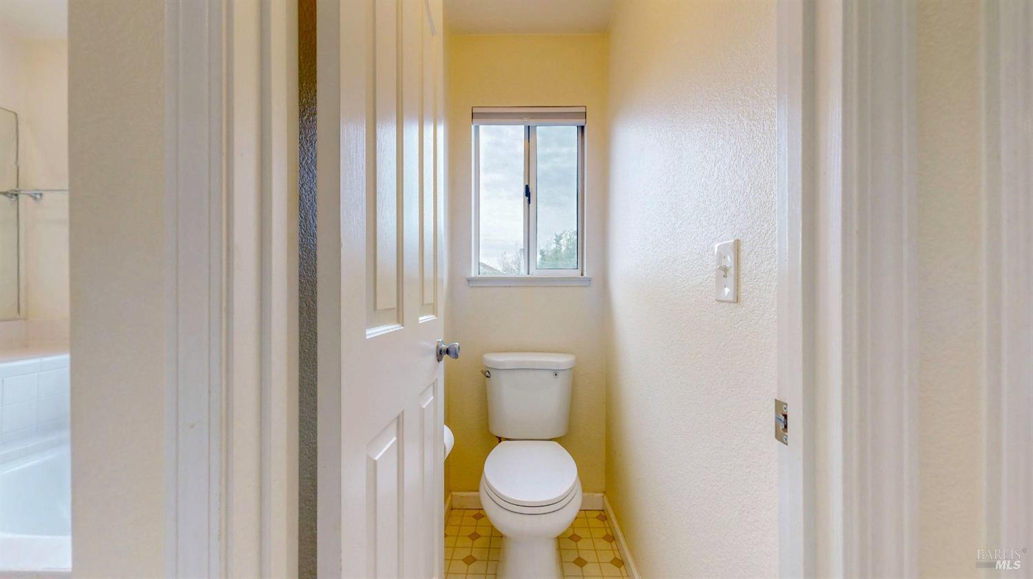 Detail Gallery Image 35 of 54 For 1273 Potrero Cir, Suisun City,  CA 94585 - 4 Beds | 3 Baths