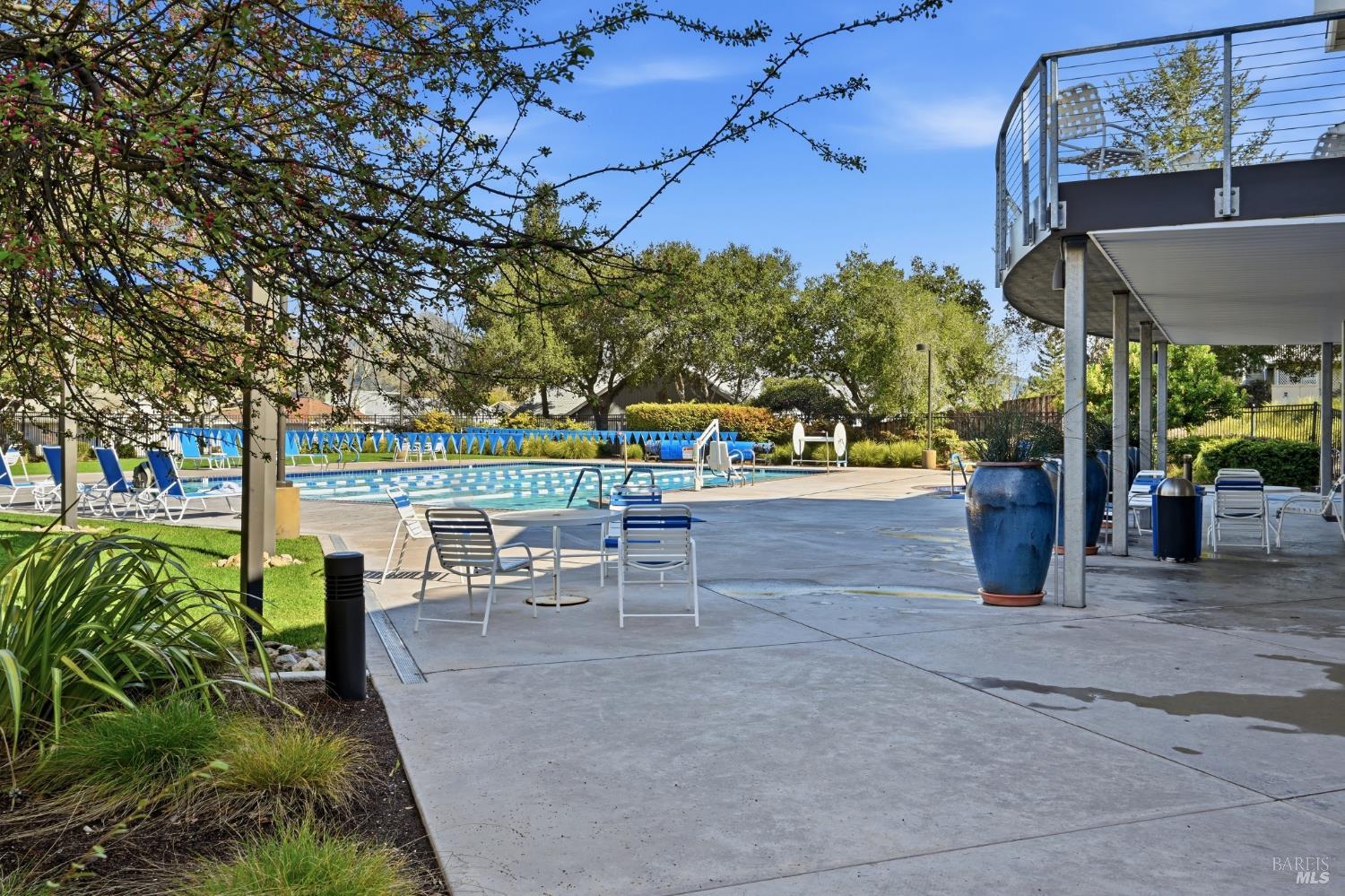 Detail Gallery Image 56 of 63 For 437 Crestridge Pl, Santa Rosa,  CA 95409 - 3 Beds | 2/1 Baths