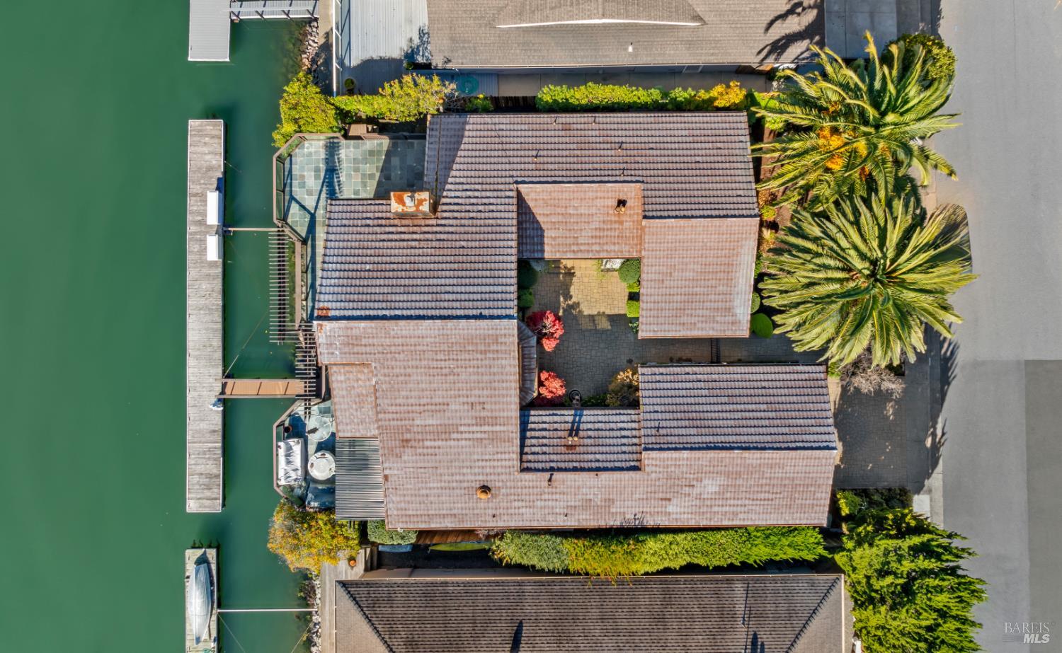 Detail Gallery Image 40 of 42 For 217 Jamaica St, Tiburon,  CA 94920 - 4 Beds | 2/1 Baths