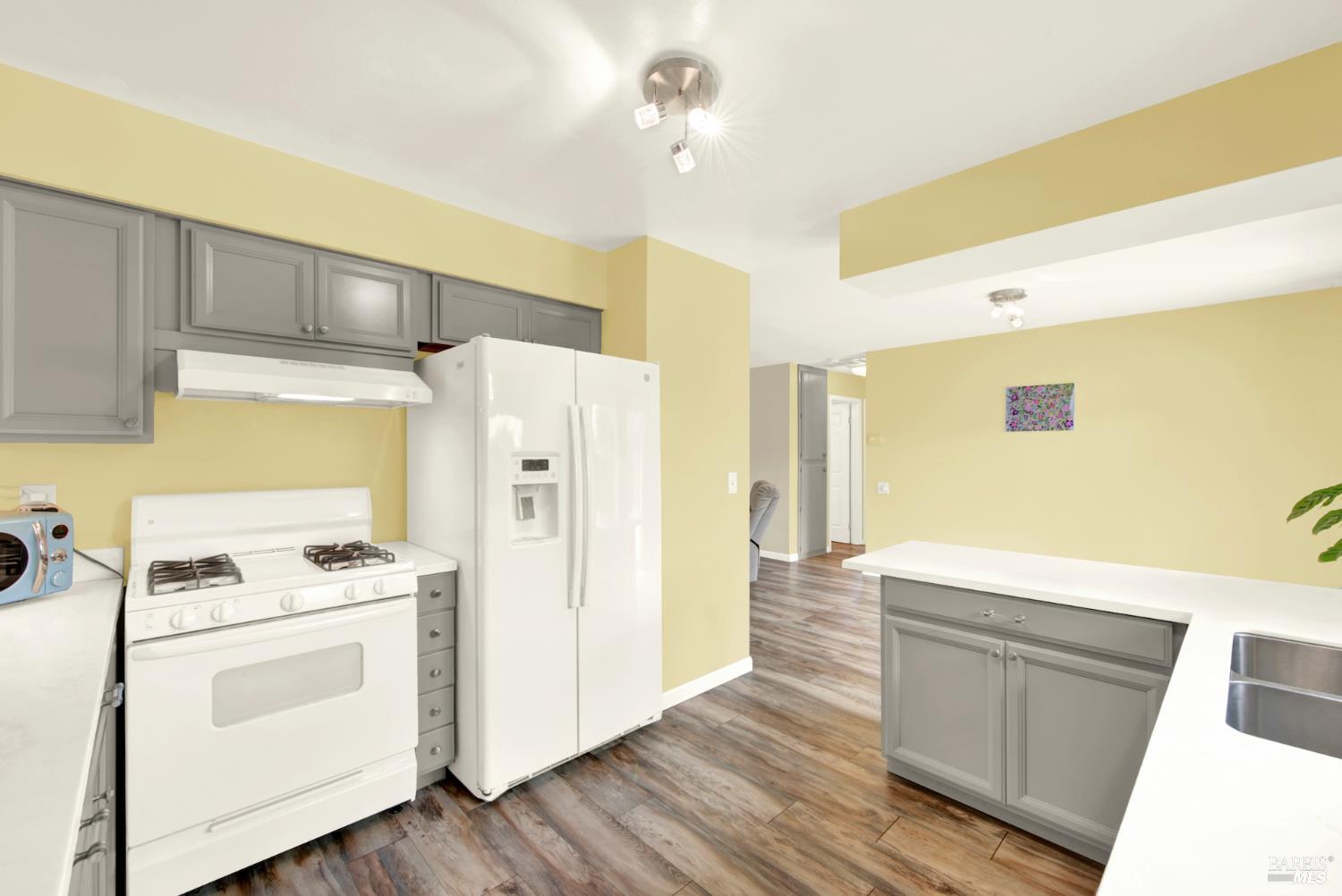 Detail Gallery Image 15 of 41 For 129 Carlsbad Cir, Vacaville,  CA 95687 - 2 Beds | 1 Baths