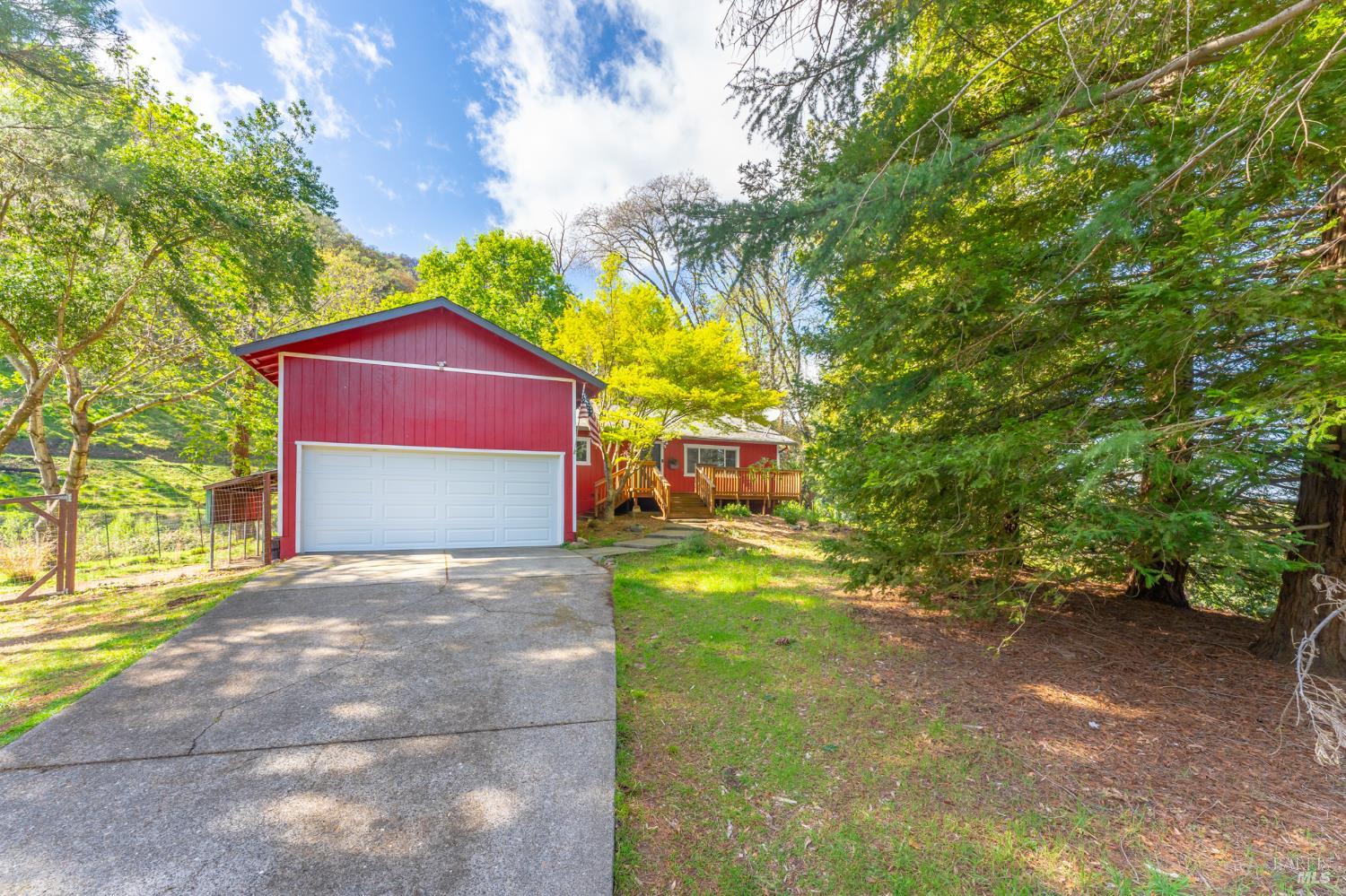 Detail Gallery Image 4 of 41 For 132 Ridgecrest Dr, Napa,  CA 94558 - 3 Beds | 2 Baths