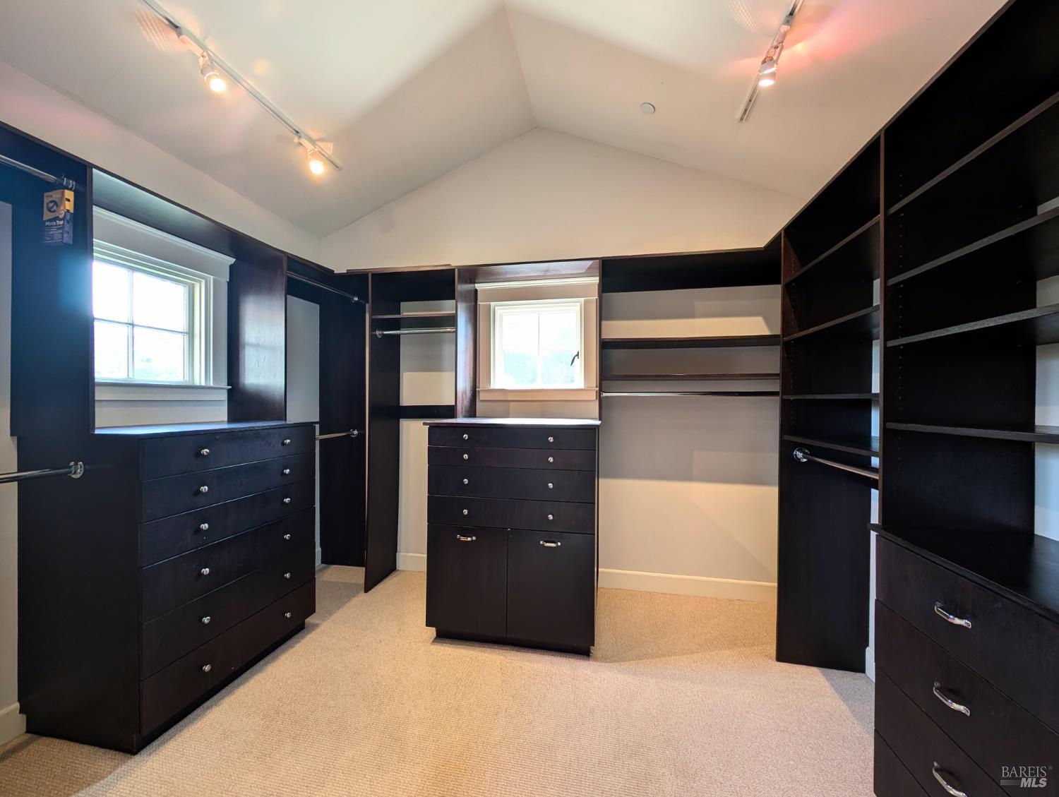 Detail Gallery Image 29 of 41 For 115 Sunnyside Ave, San Anselmo,  CA 94960 - 4 Beds | 3/1 Baths