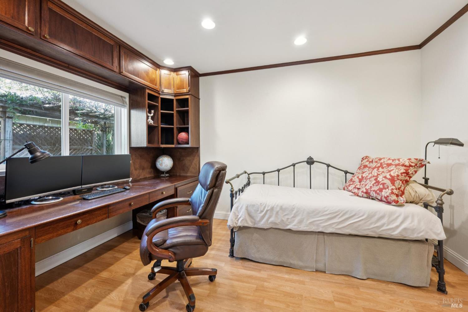 Detail Gallery Image 31 of 53 For 1222 Apple Tree Ct, Sonoma,  CA 95476 - 3 Beds | 3 Baths