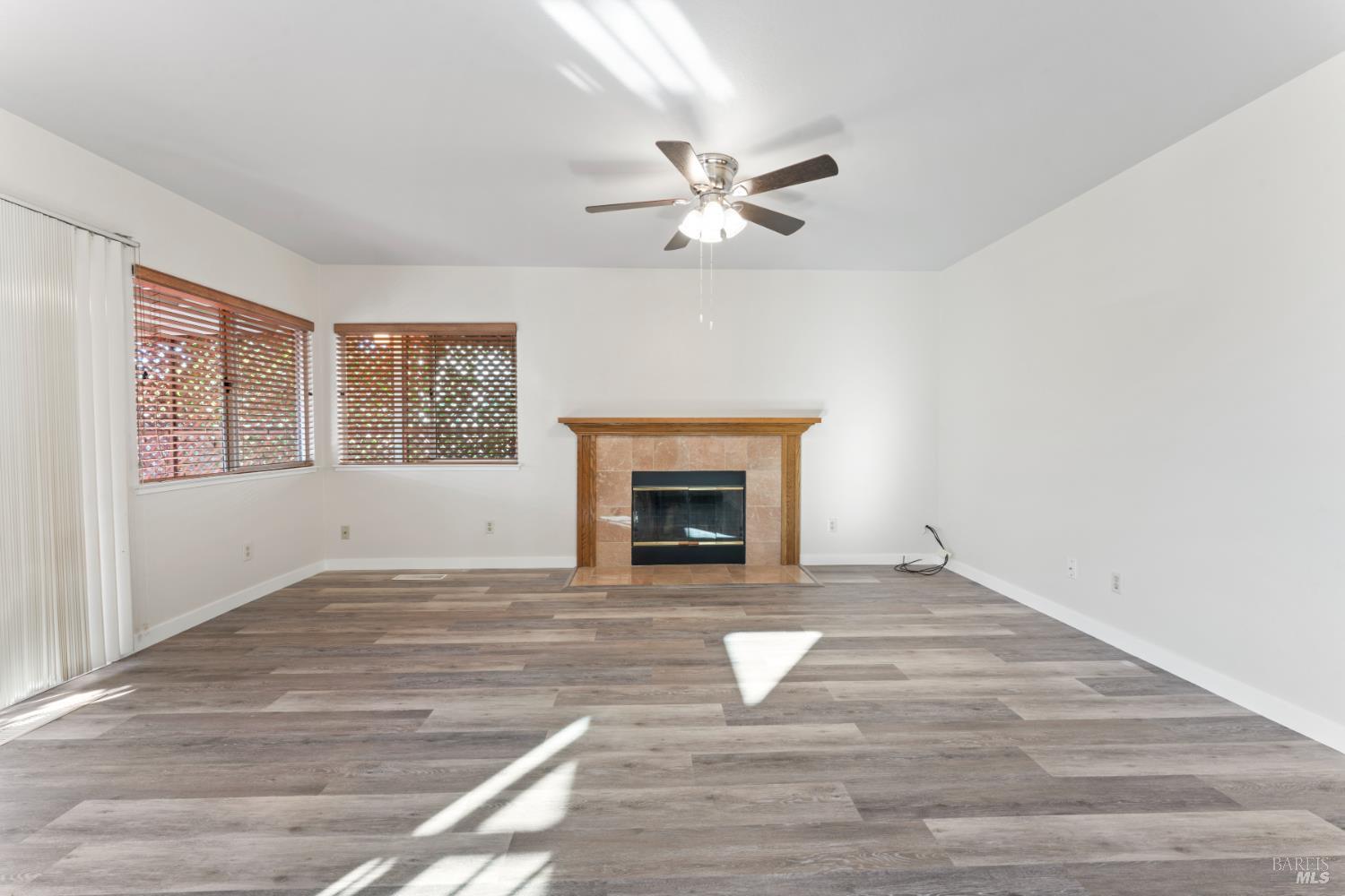 Detail Gallery Image 14 of 41 For 1175 Hickory Ave, Fairfield,  CA 94533 - 4 Beds | 3 Baths