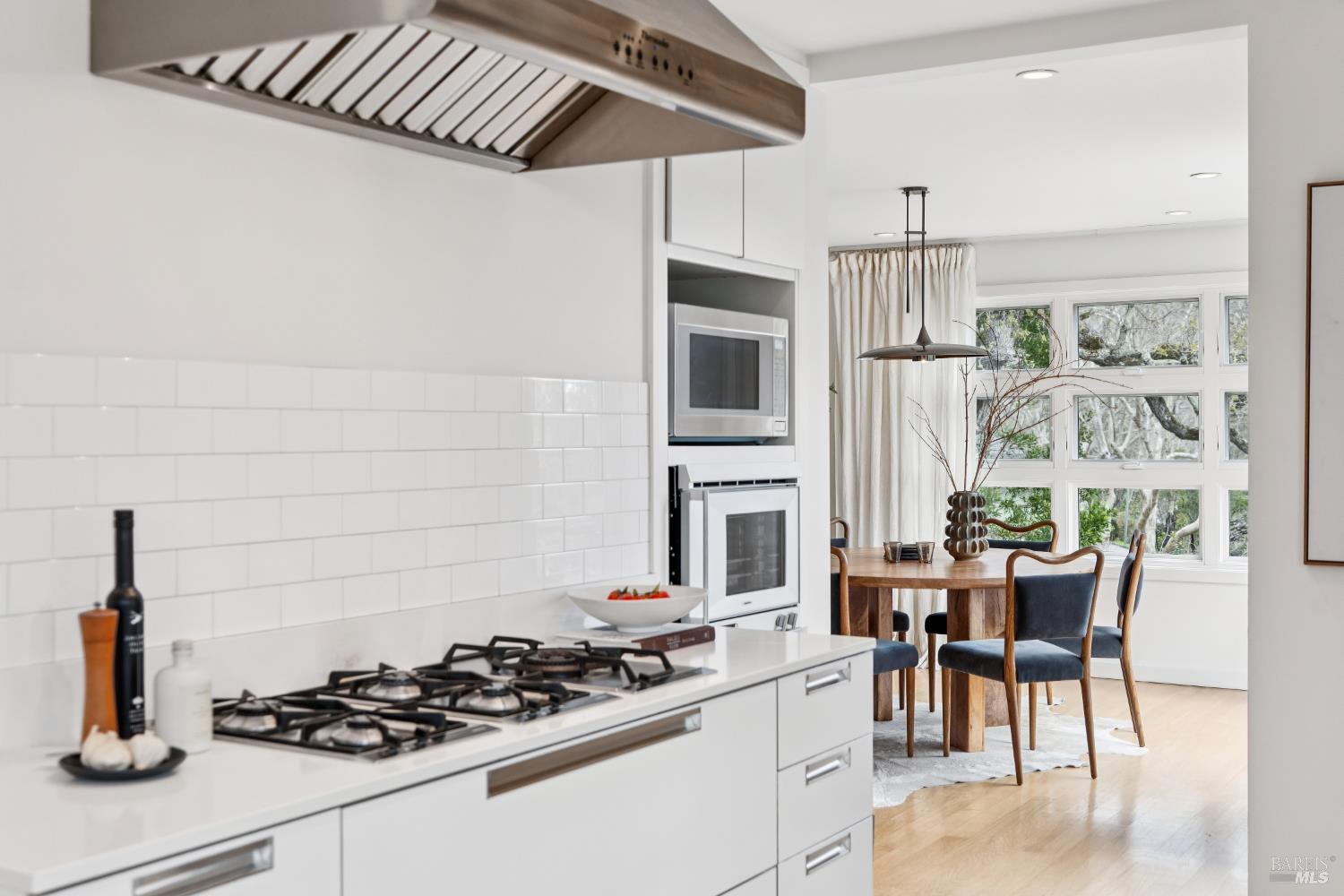 Detail Gallery Image 20 of 65 For 123 Almenar Dr, Greenbrae,  CA 94904 - 3 Beds | 3 Baths