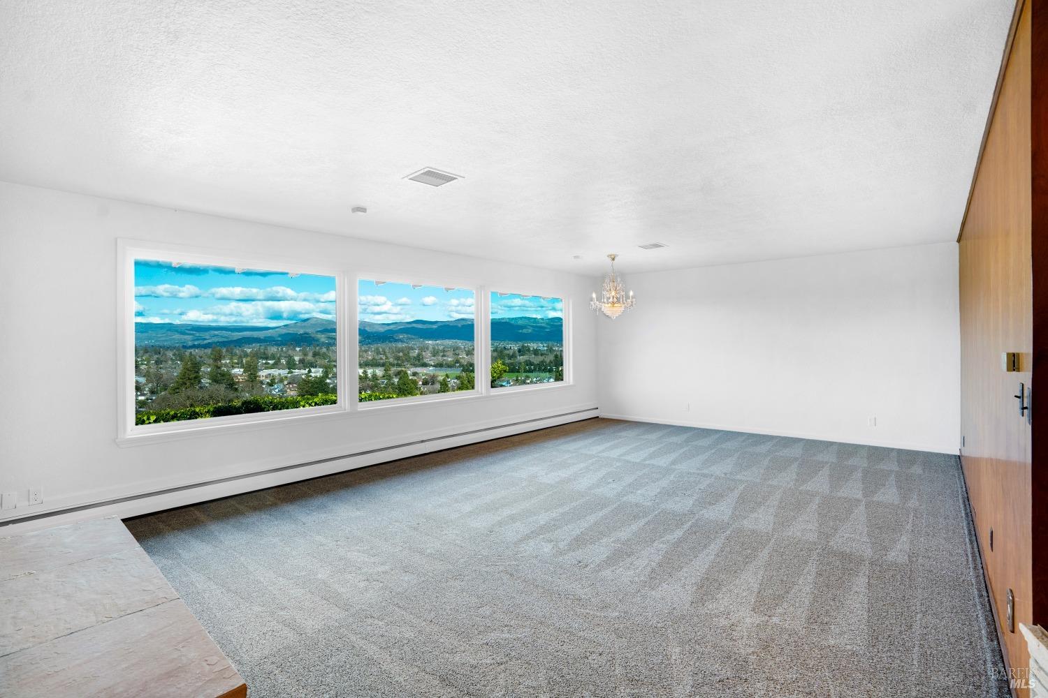 Detail Gallery Image 70 of 92 For 631 Casswall St, Napa,  CA 94558 - 7 Beds | 5/2 Baths