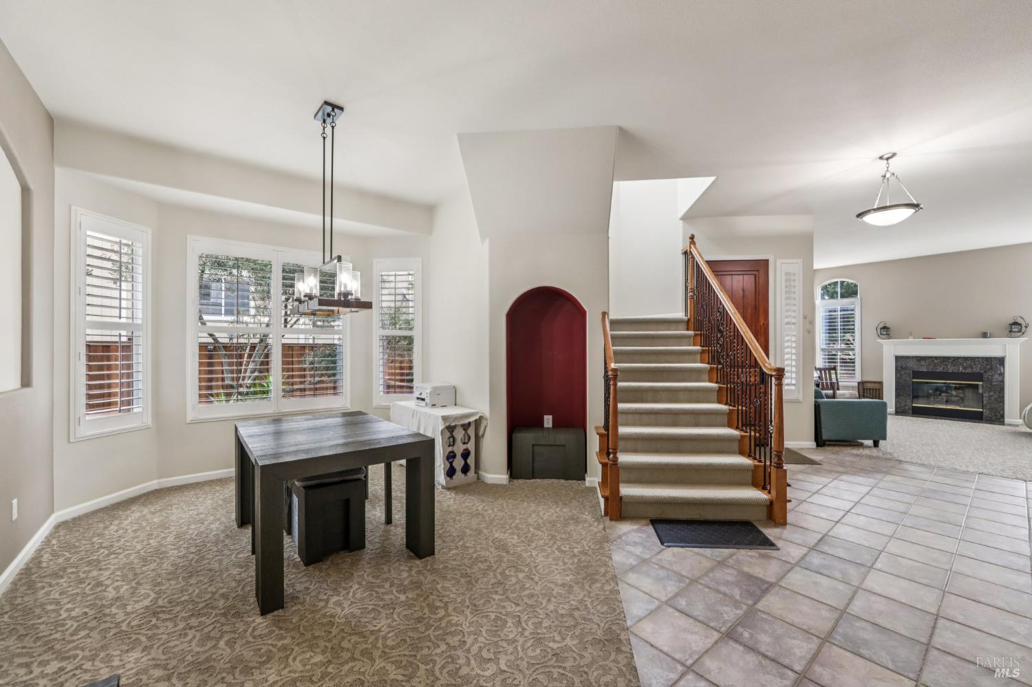 Detail Gallery Image 5 of 44 For 1444 Great Heron Dr, Santa Rosa,  CA 95409 - 4 Beds | 3 Baths