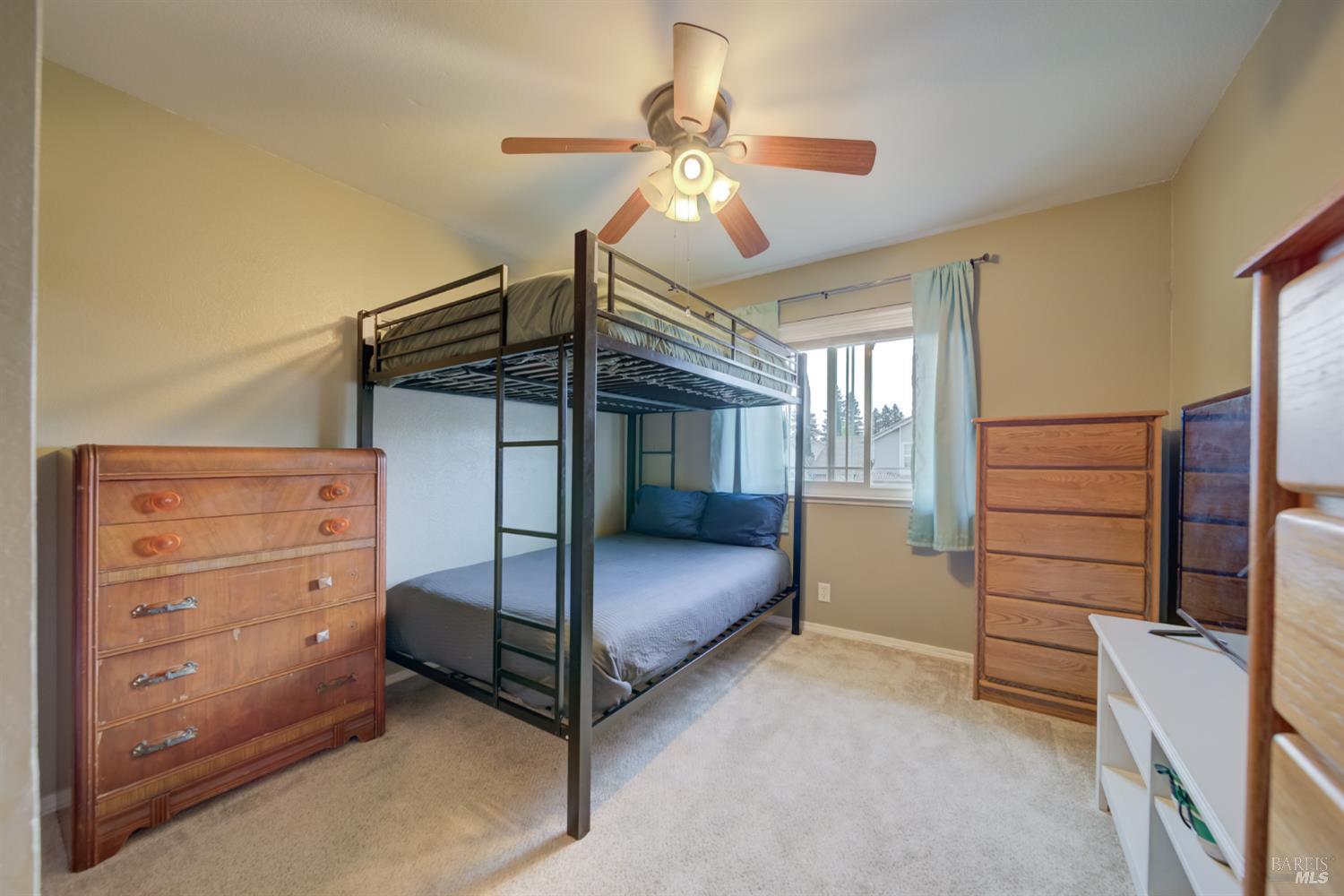 Detail Gallery Image 20 of 29 For 267 Sunridge Way, Vacaville,  CA 95688 - 4 Beds | 2/1 Baths