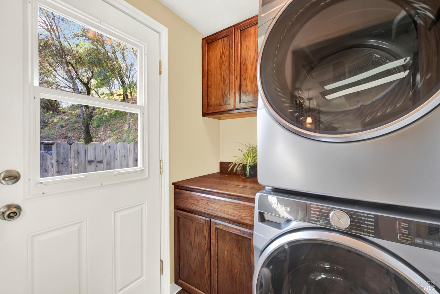 Detail Gallery Image 22 of 59 For 1021 Arroyo Grande Dr, Napa,  CA 94558 - 3 Beds | 2 Baths