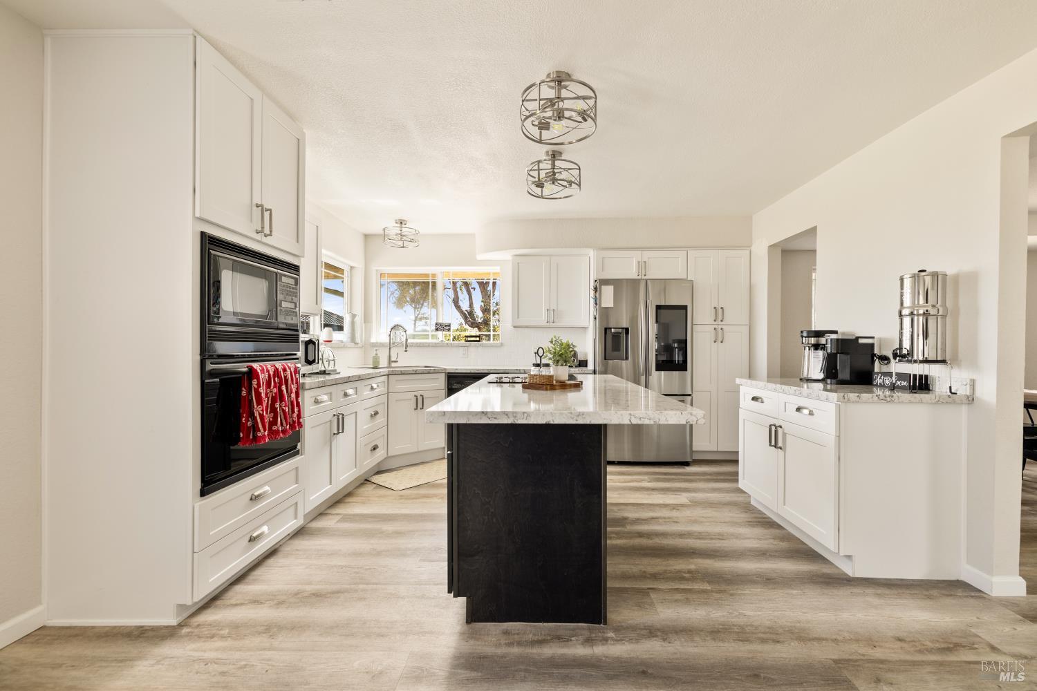 Detail Gallery Image 27 of 98 For 7413 English Hills Rd, Vacaville,  CA 95688 - 7 Beds | 4/1 Baths