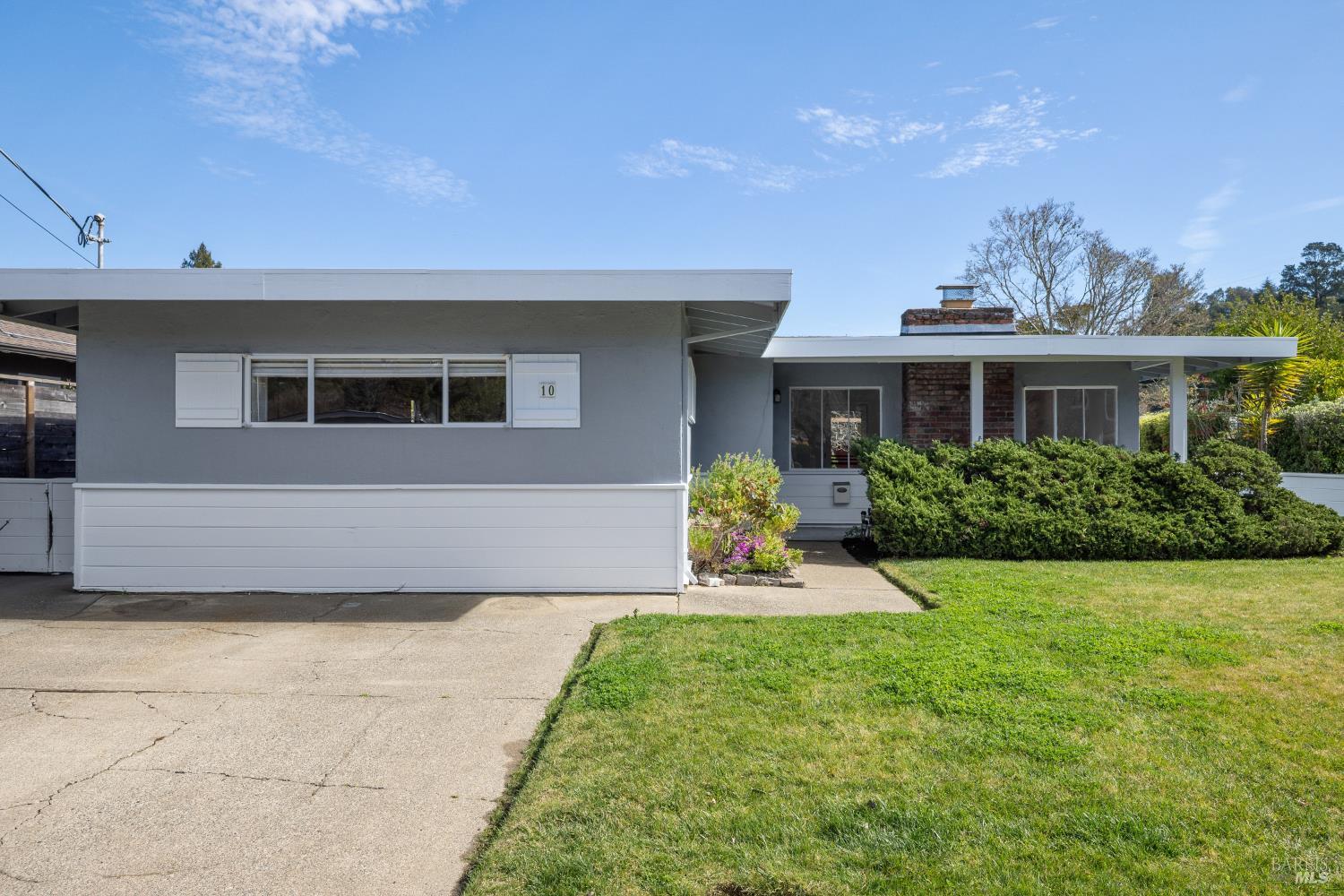 Detail Gallery Image 36 of 39 For 10 Somerset Ln, Mill Valley,  CA 94941 - 3 Beds | 2 Baths