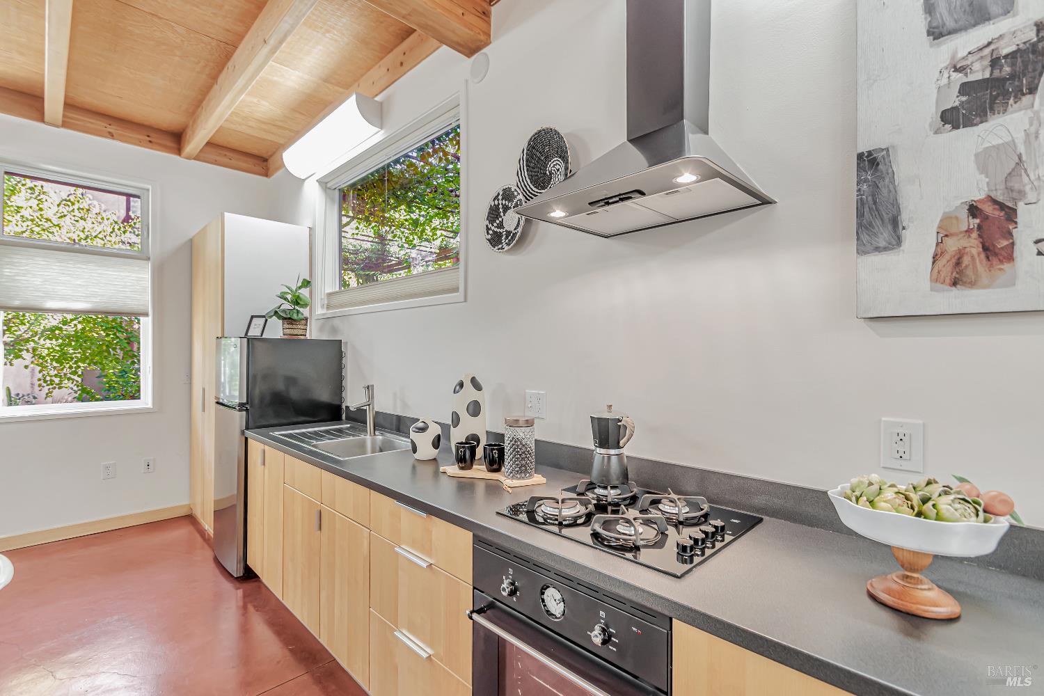 Detail Gallery Image 11 of 47 For 455 Florence Ave, Sebastopol,  CA 95472 - 1 Beds | 2/1 Baths