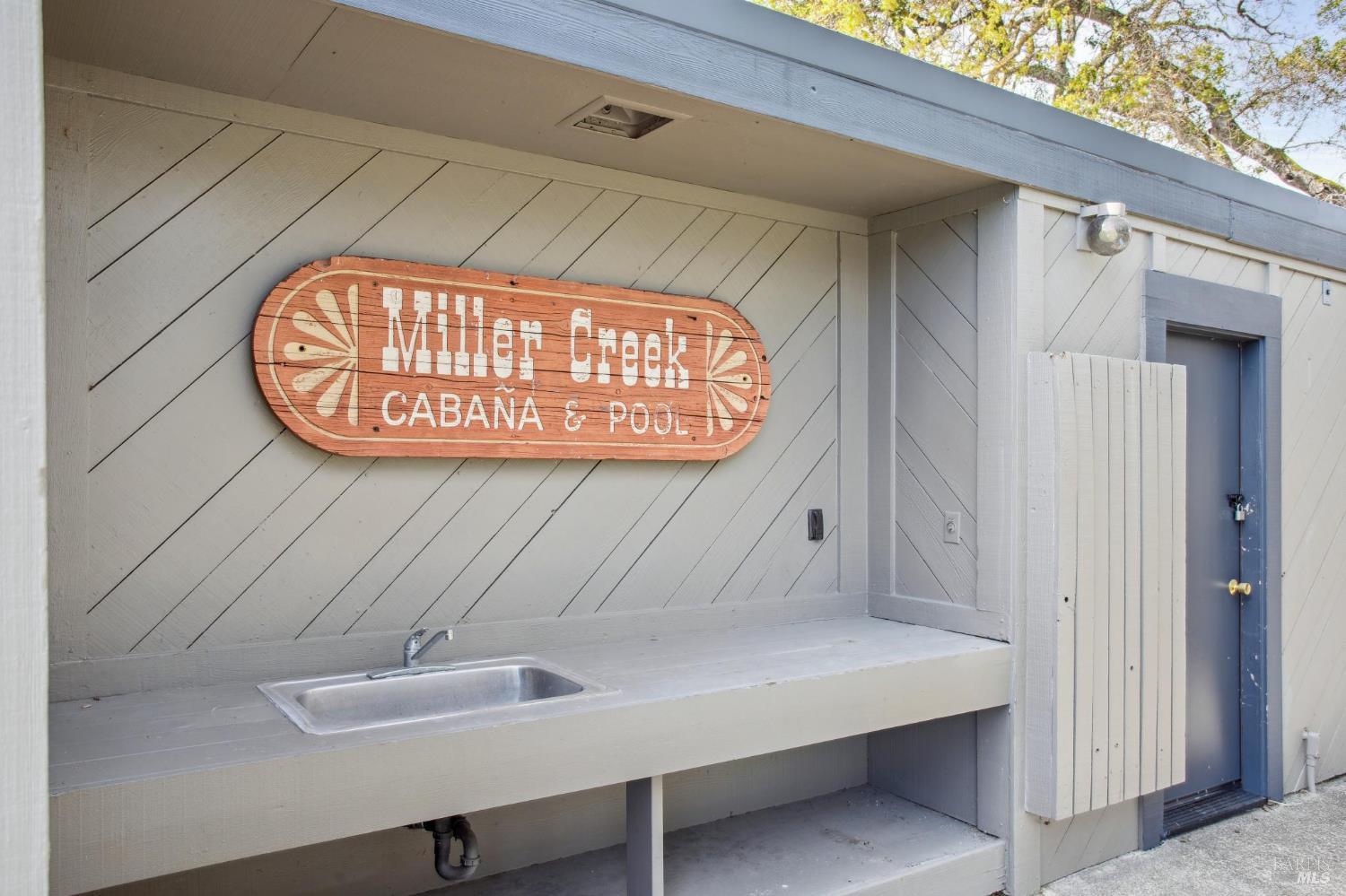 Detail Gallery Image 29 of 33 For 18 Dunlin Ct, San Rafael,  CA 94903 - 2 Beds | 1/1 Baths