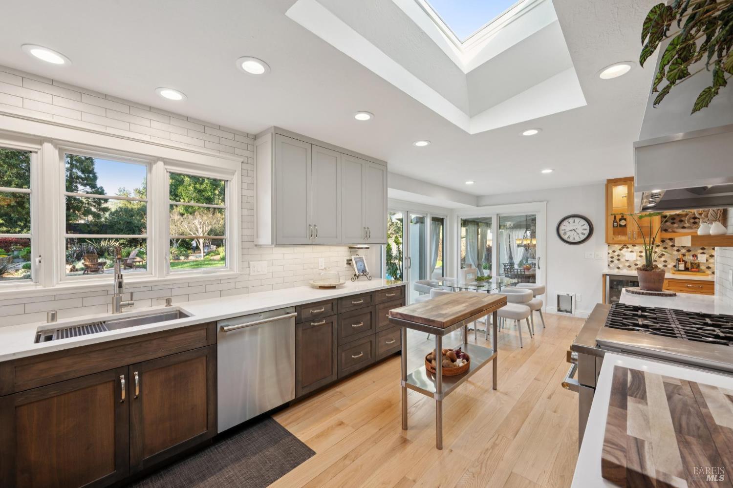 Detail Gallery Image 23 of 53 For 1222 Apple Tree Ct, Sonoma,  CA 95476 - 3 Beds | 3 Baths