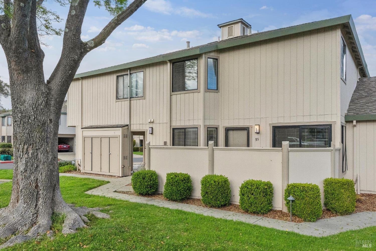 Front Image Thumbnail for BA326012110