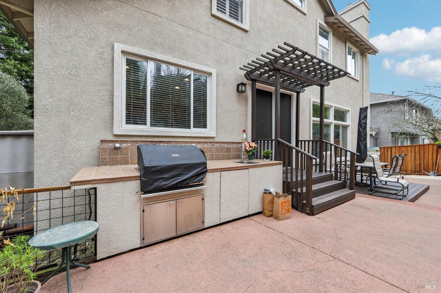 Detail Gallery Image 36 of 44 For 1444 Great Heron Dr, Santa Rosa,  CA 95409 - 4 Beds | 3 Baths