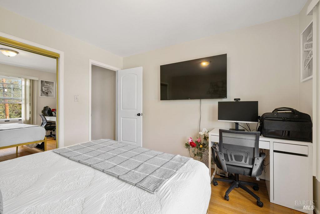 Detail Gallery Image 12 of 30 For 903 Jones Ct, Pinole,  CA 94564 - 2 Beds | 1/1 Baths