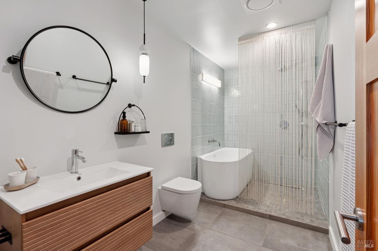 Detail Gallery Image 41 of 73 For 119 Bretano Way, Greenbrae,  CA 94904 - 4 Beds | 3 Baths