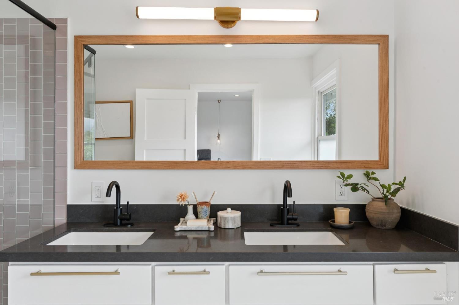 Detail Gallery Image 34 of 73 For 119 Bretano Way, Greenbrae,  CA 94904 - 4 Beds | 3 Baths