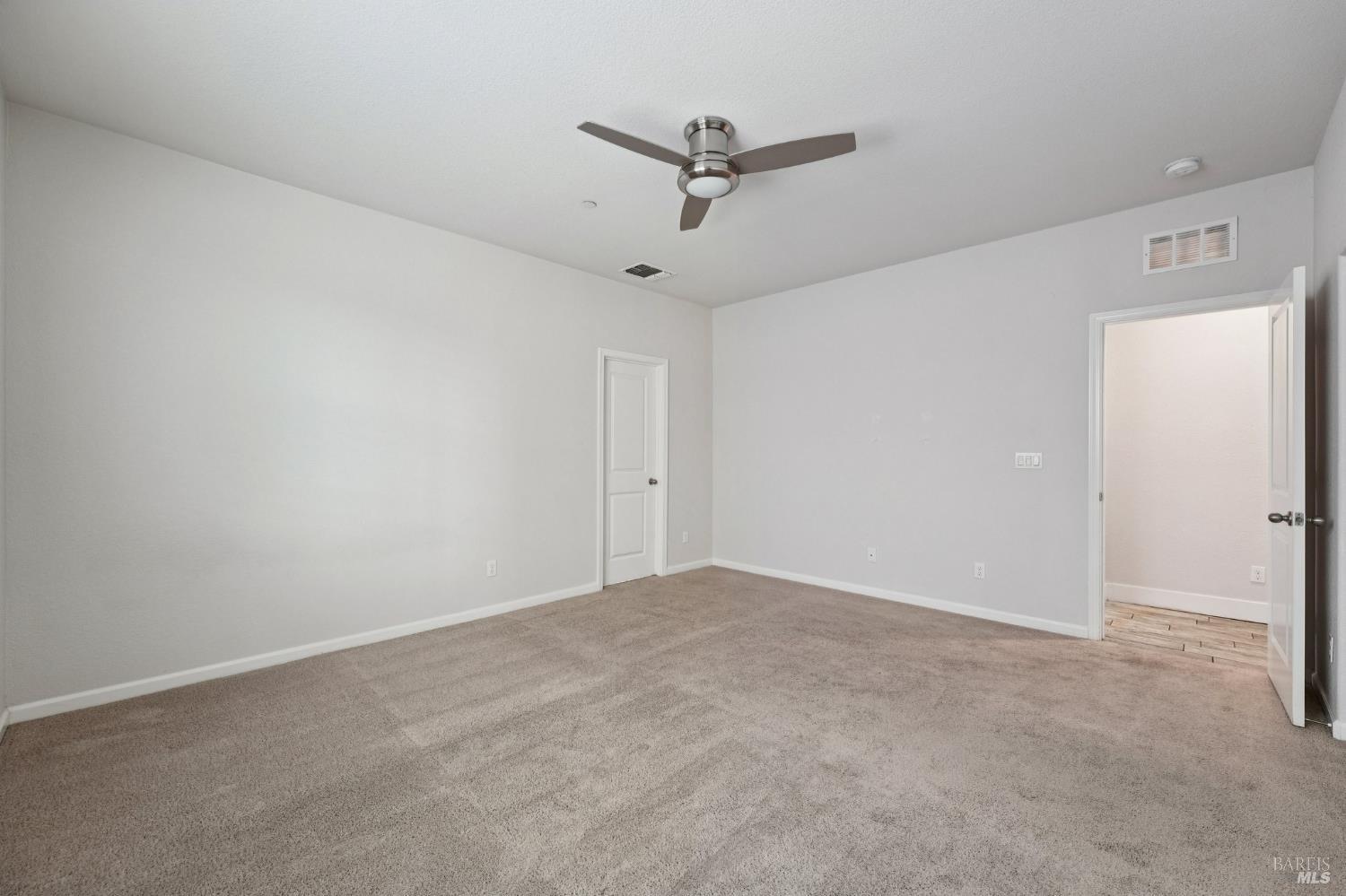 Detail Gallery Image 22 of 61 For 5291 Finkas Ln, Fairfield,  CA 94533 - 4 Beds | 3 Baths