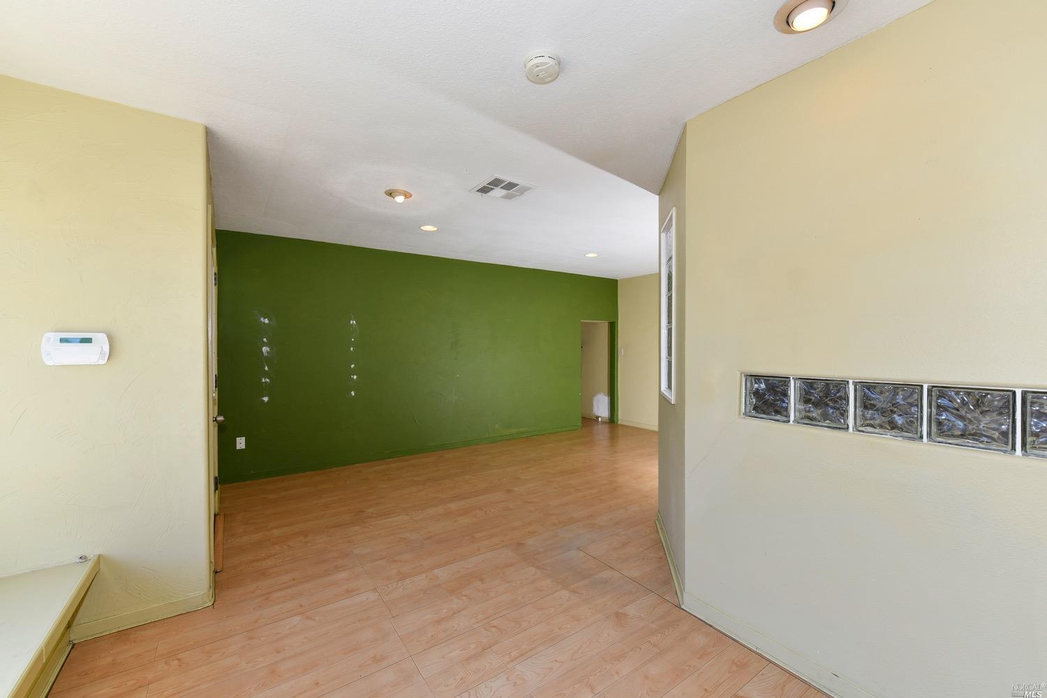 Detail Gallery Image 45 of 59 For 1519 Main St, Napa,  CA 94559 - – Beds | – Baths