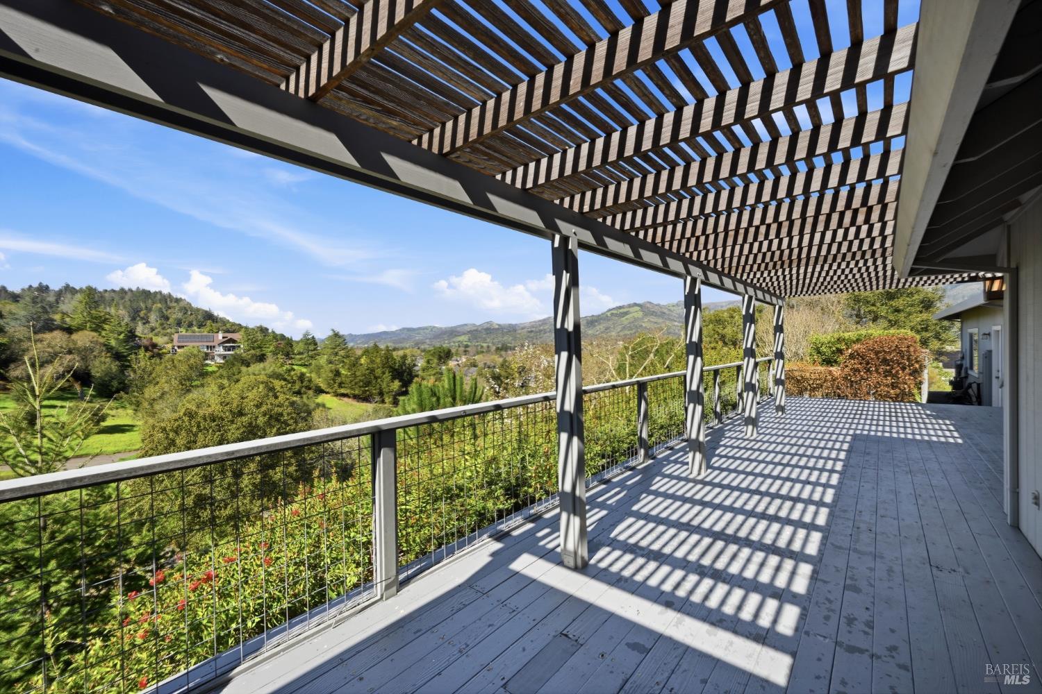 Detail Gallery Image 38 of 63 For 437 Crestridge Pl, Santa Rosa,  CA 95409 - 3 Beds | 2/1 Baths