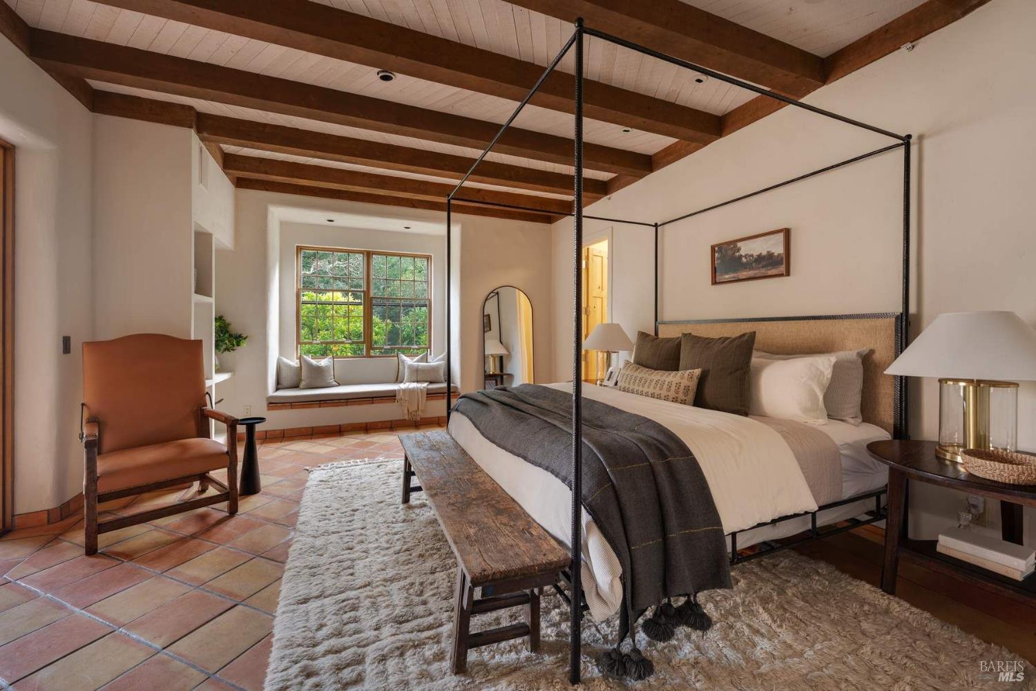 Detail Gallery Image 18 of 44 For 77 Oso Trl, Glen Ellen,  CA 95442 - 3 Beds | 3/1 Baths