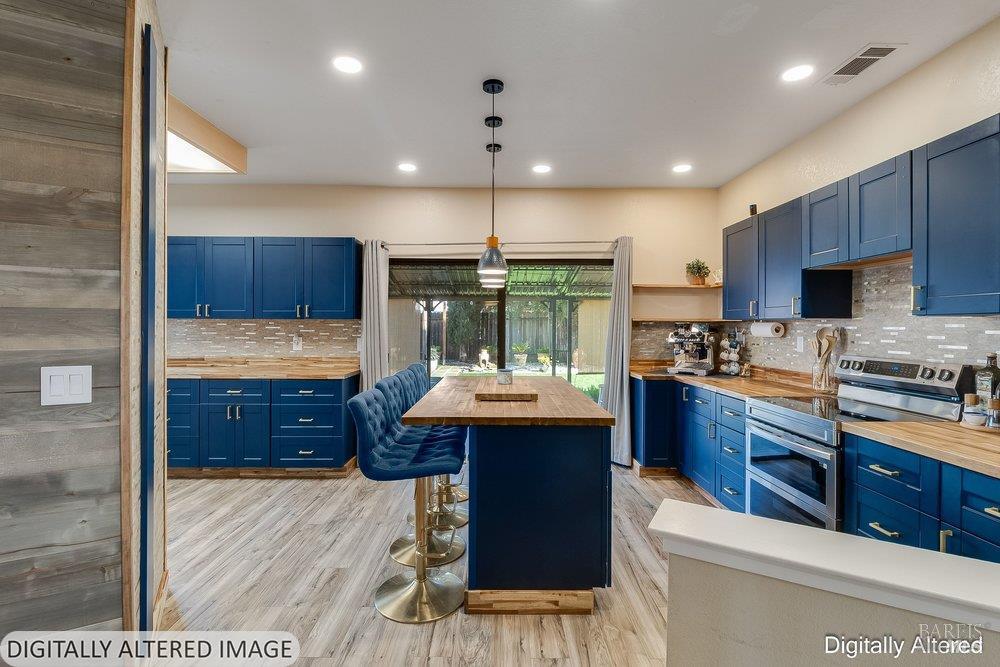 Detail Gallery Image 33 of 88 For 821 Saddle Horn Trl, Vacaville,  CA 95687 - 3 Beds | 3 Baths