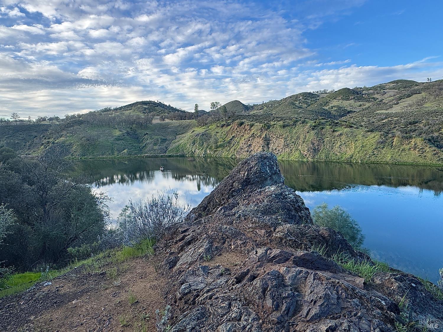 Detail Gallery Image 25 of 44 For 1023 Deputy Dr, Pope Valley,  CA 94567 - 3 Beds | 2 Baths