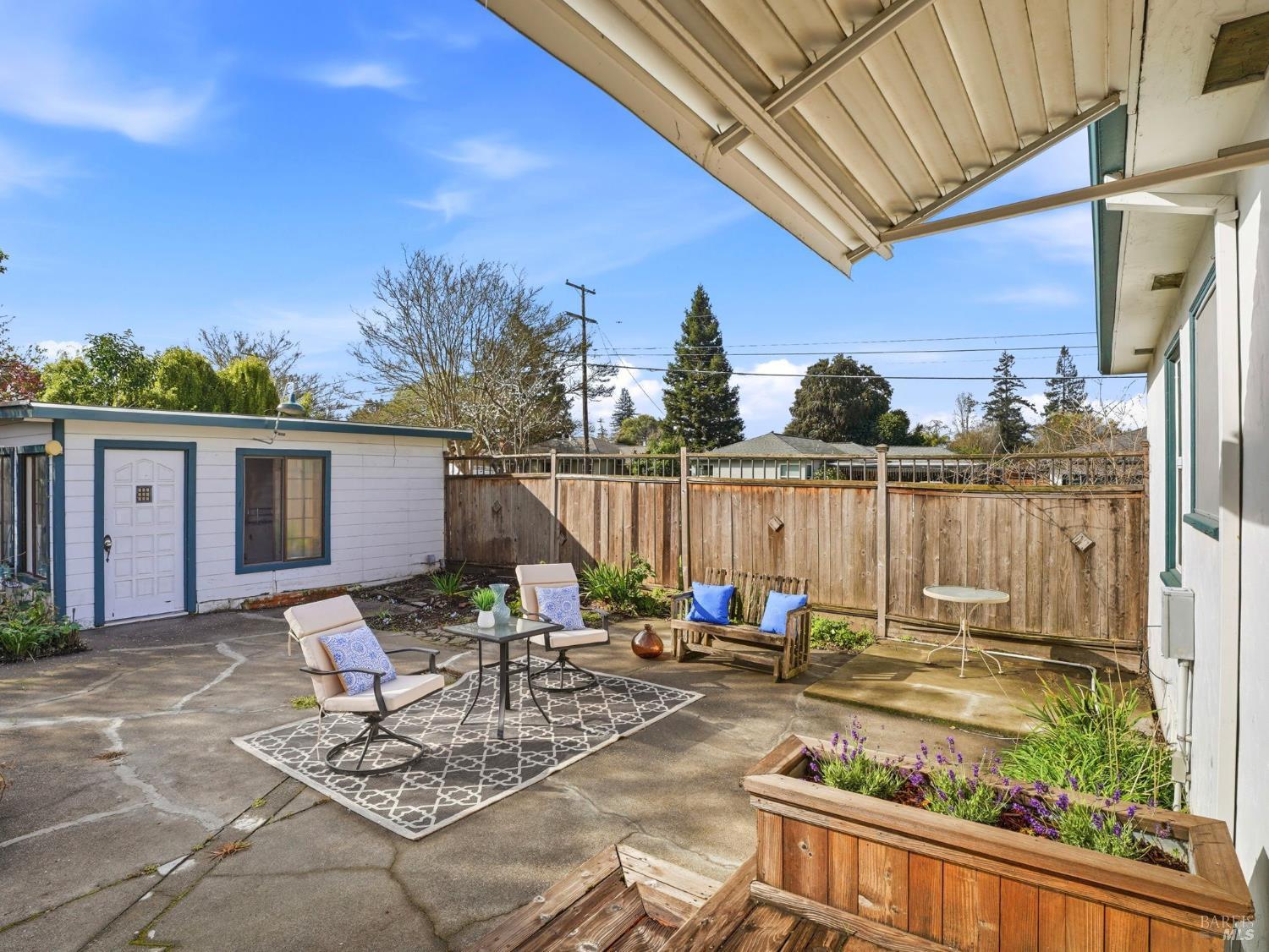 Detail Gallery Image 31 of 36 For 1810 Leonard Ave, Santa Rosa,  CA 95405 - 2 Beds | 1 Baths