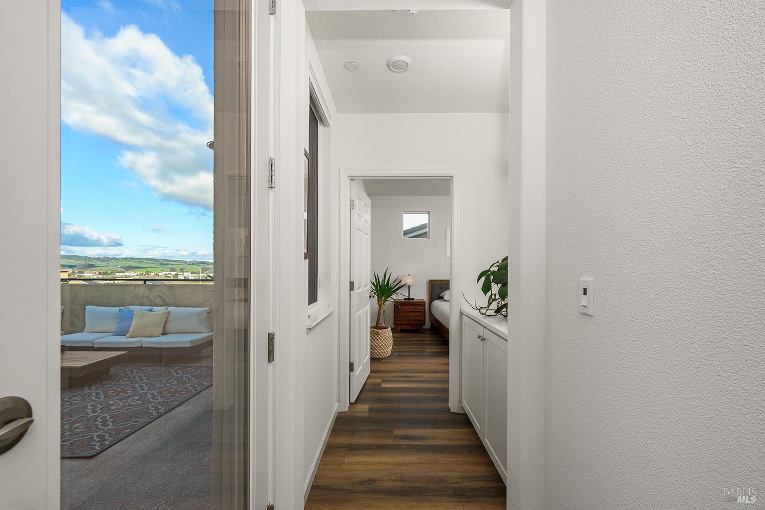 Detail Gallery Image 27 of 39 For 540 Sapphire St, Petaluma,  CA 94952 - 3 Beds | 2/1 Baths