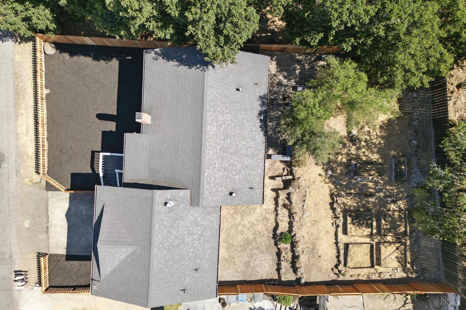 Detail Gallery Image 28 of 37 For 17641 Highland Blvd, Sonoma,  CA 95476 - 3 Beds | 2 Baths