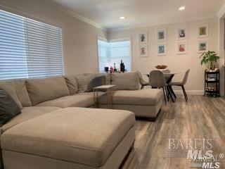 Detail Gallery Image 4 of 12 For 120 Laguna St, Vallejo,  CA 94591 - 3 Beds | 1 Baths