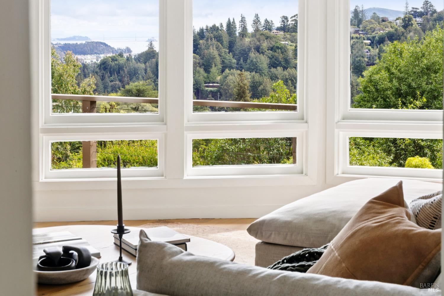 Detail Gallery Image 5 of 49 For 151 Tamalpais Ave, Mill Valley,  CA 94941 - 4 Beds | 3 Baths