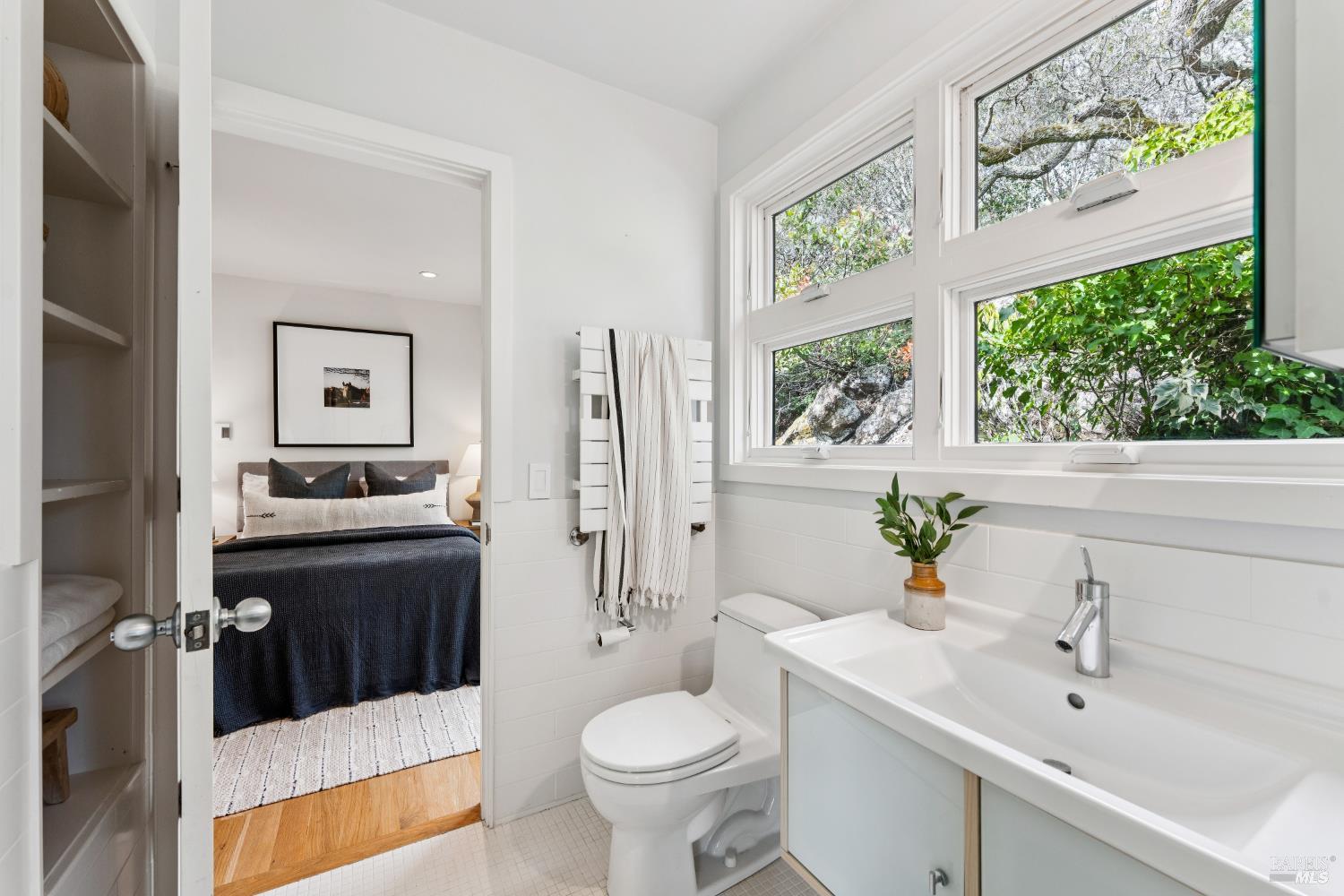 Detail Gallery Image 35 of 65 For 123 Almenar Dr, Greenbrae,  CA 94904 - 3 Beds | 3 Baths