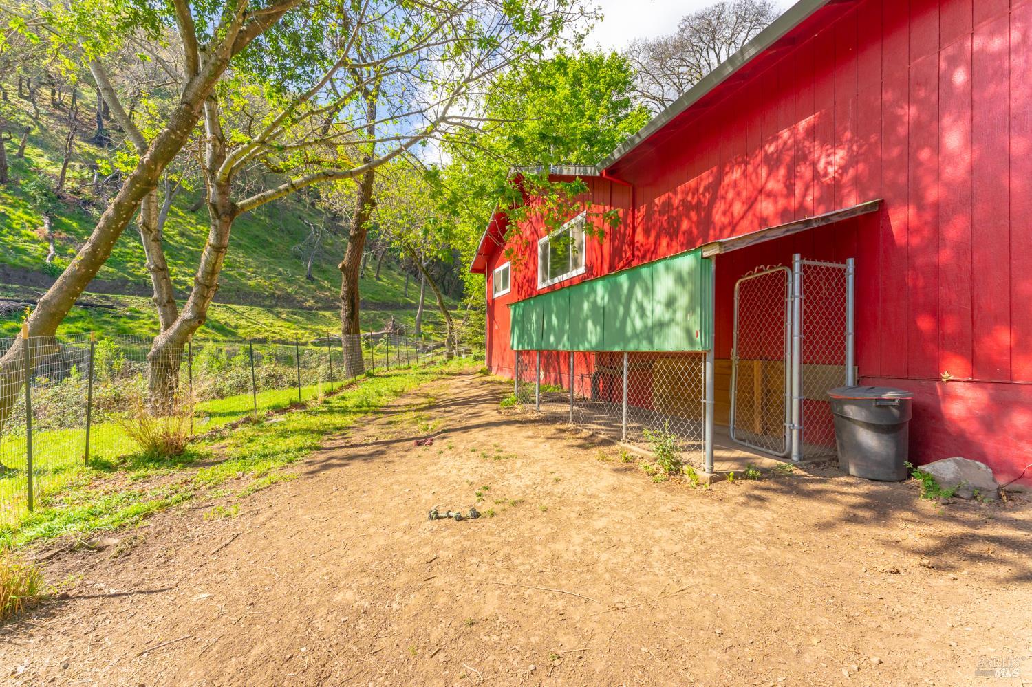 Detail Gallery Image 34 of 41 For 132 Ridgecrest Dr, Napa,  CA 94558 - 3 Beds | 2 Baths