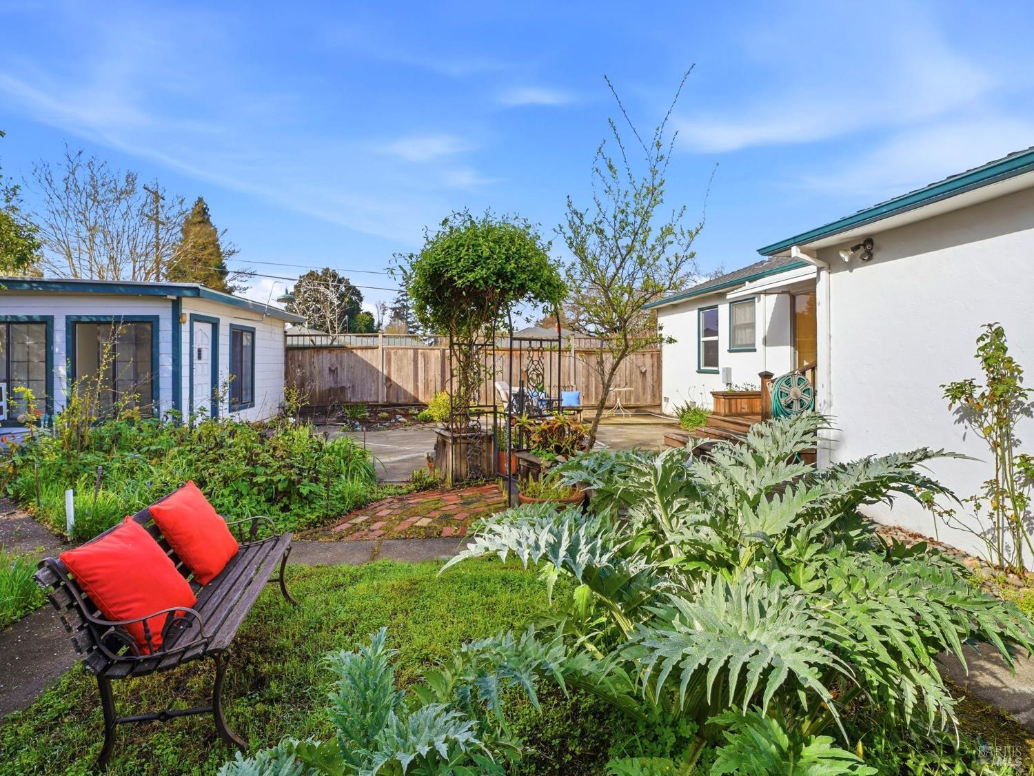 Detail Gallery Image 33 of 36 For 1810 Leonard Ave, Santa Rosa,  CA 95405 - 2 Beds | 1 Baths