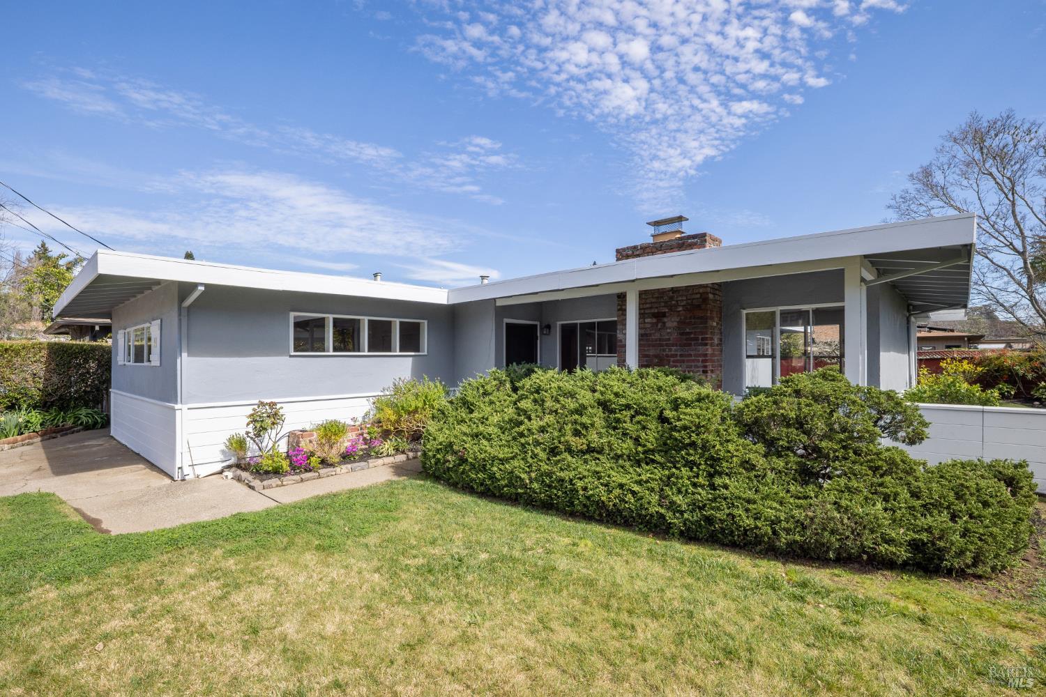 Detail Gallery Image 37 of 39 For 10 Somerset Ln, Mill Valley,  CA 94941 - 3 Beds | 2 Baths