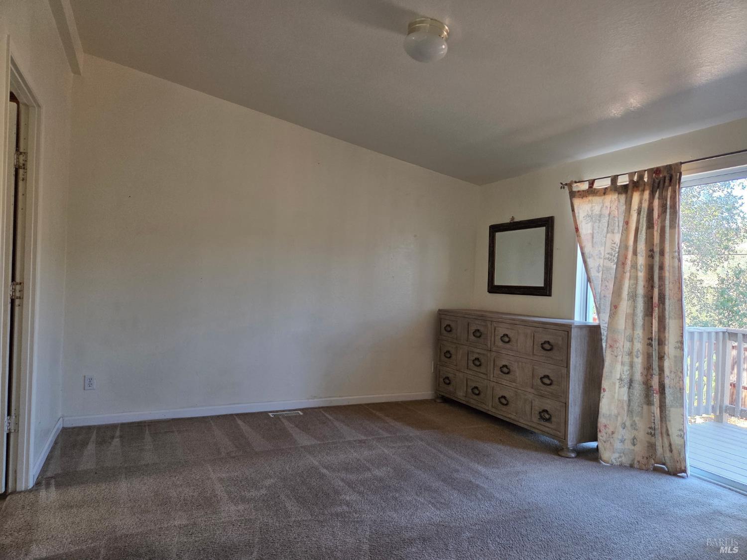 Detail Gallery Image 15 of 44 For 1023 Deputy Dr, Pope Valley,  CA 94567 - 3 Beds | 2 Baths