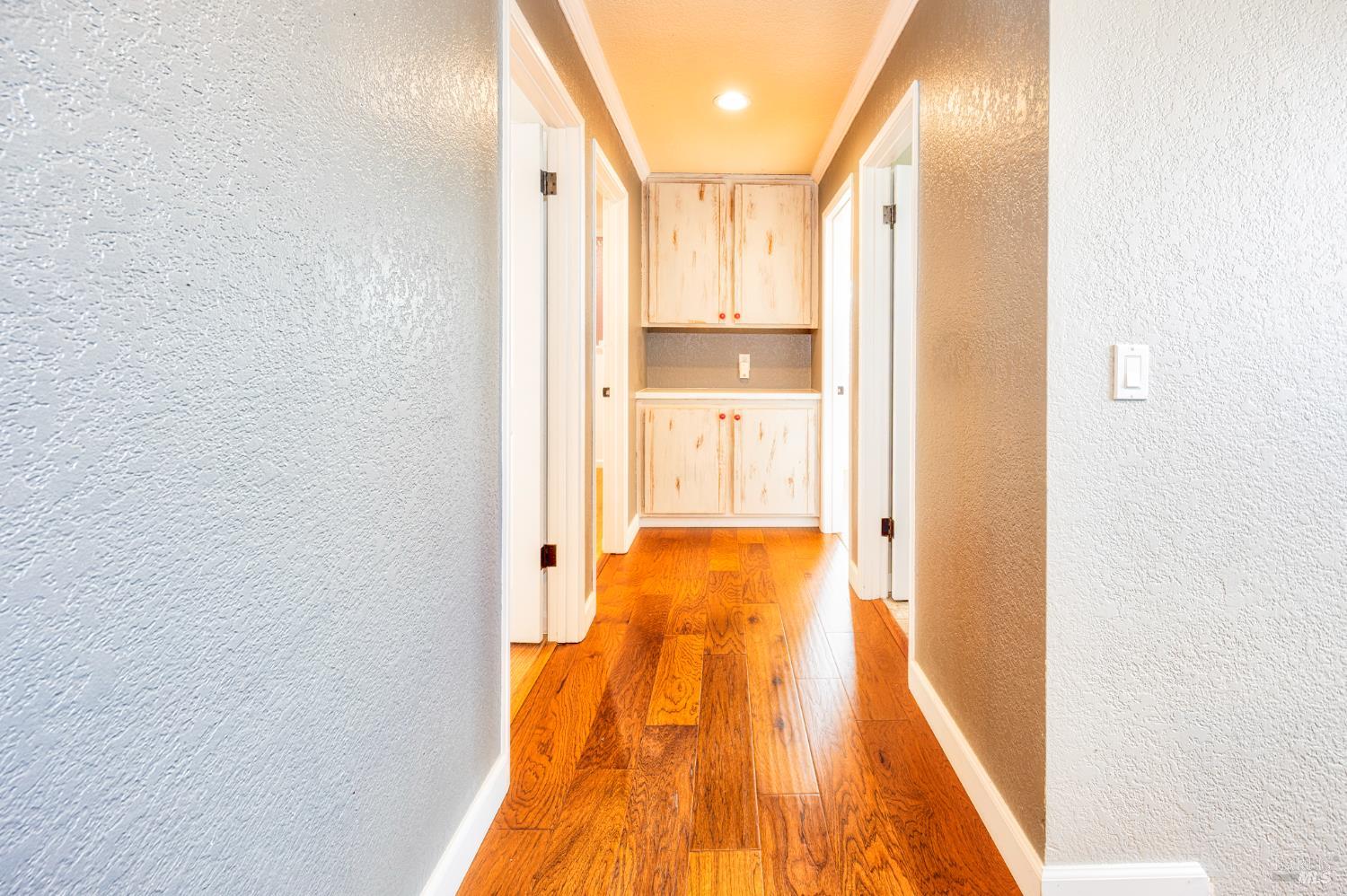 Detail Gallery Image 16 of 24 For 1168 Wieling Way, Petaluma,  CA 94954 - 4 Beds | 2/1 Baths