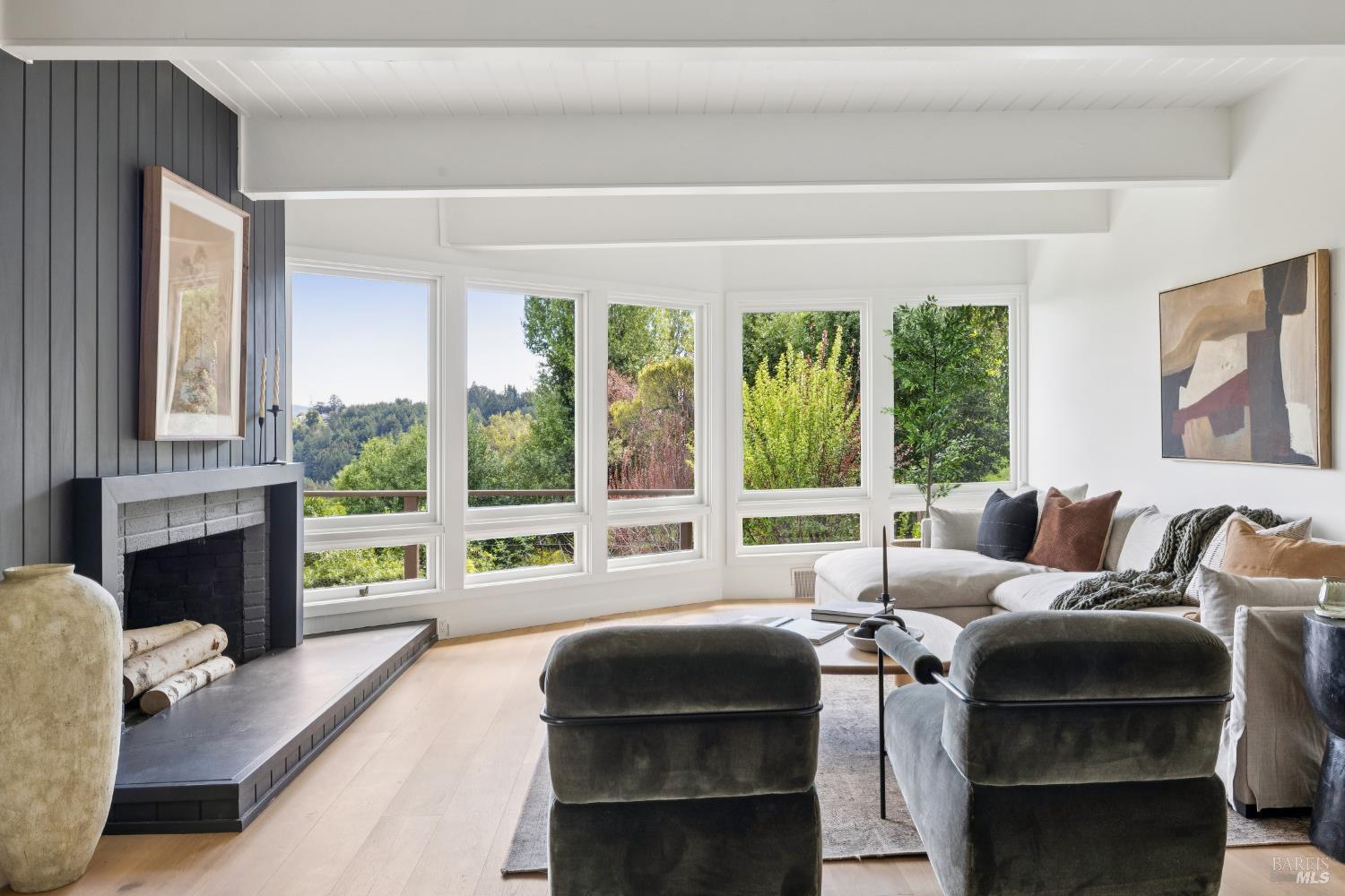 Detail Gallery Image 3 of 49 For 151 Tamalpais Ave, Mill Valley,  CA 94941 - 4 Beds | 3 Baths