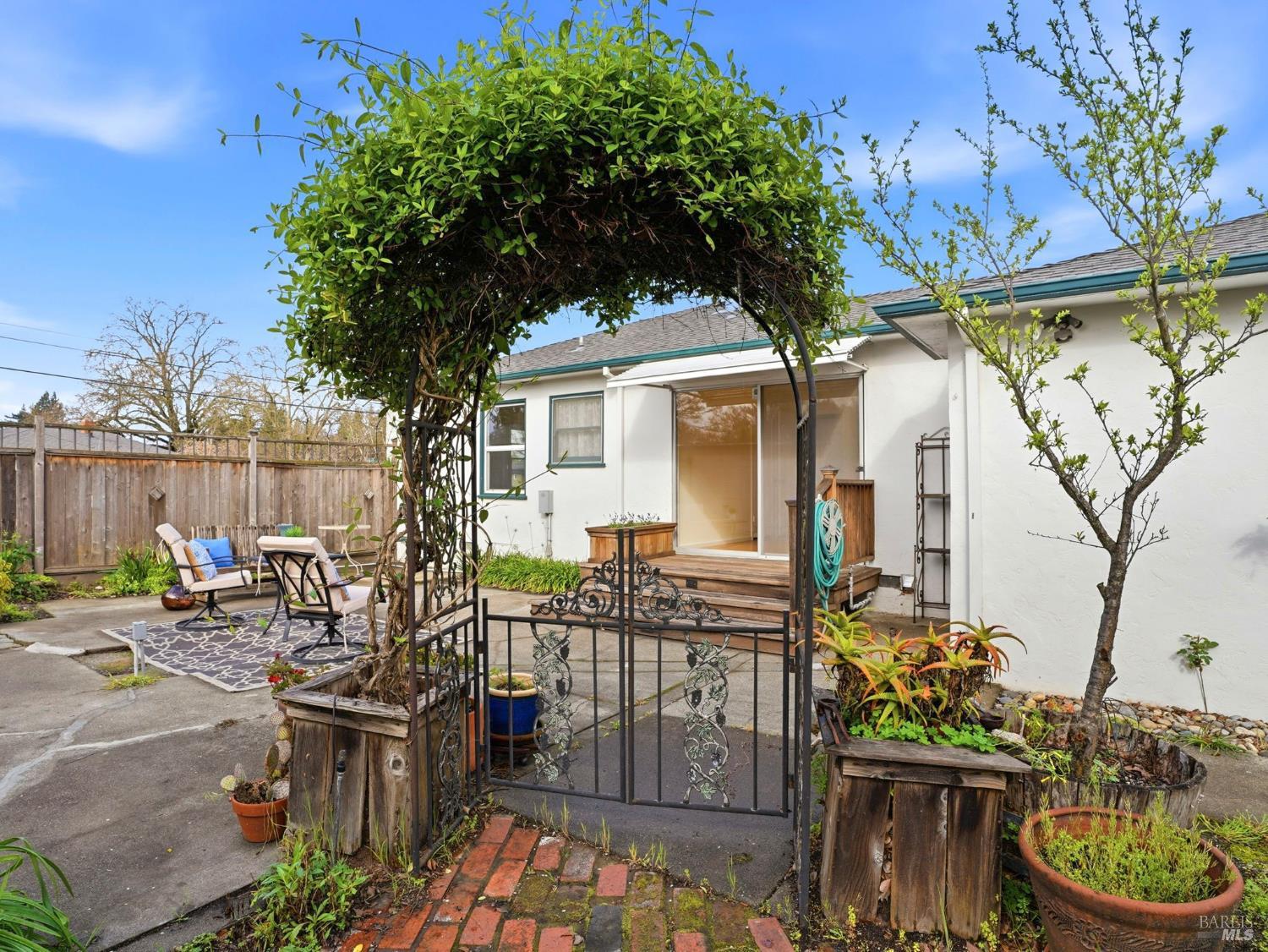 Detail Gallery Image 35 of 36 For 1810 Leonard Ave, Santa Rosa,  CA 95405 - 2 Beds | 1 Baths